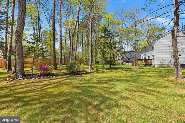 999 LAKE HERITAGE DR, Ruther Glen, VA 22546