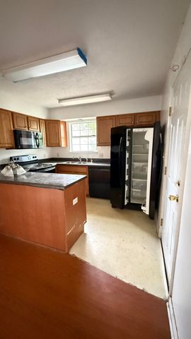 292 E North Avenue, Crestview, FL 32536