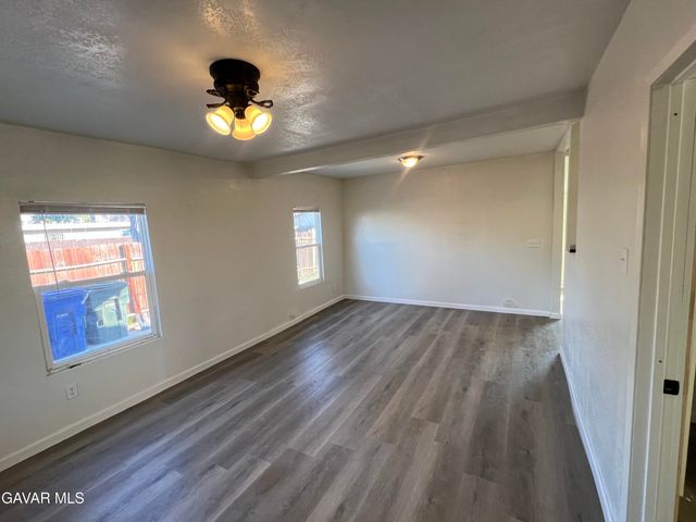 2258 E Clay Avenue, Fresno, CA 93722