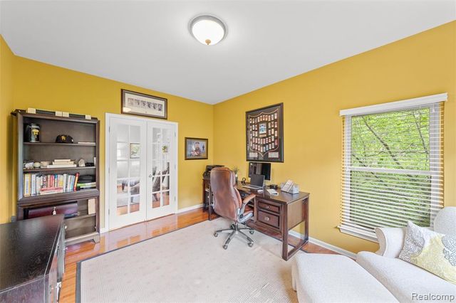 10099 Fernbrooke Drive, Brighton, MI 48116