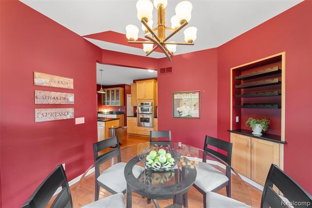 10099 Fernbrooke Drive, Brighton, MI 48116
