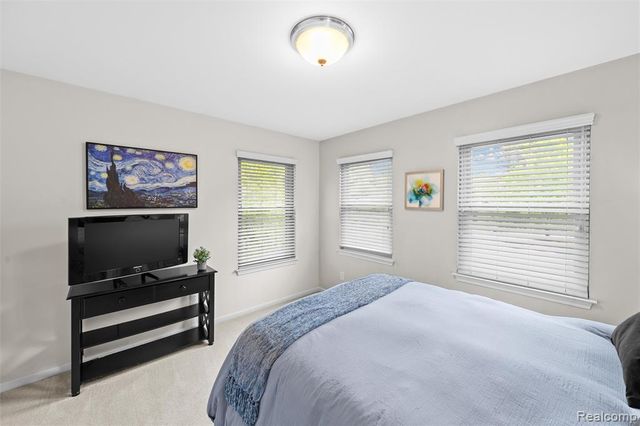10099 Fernbrooke Drive, Brighton, MI 48116