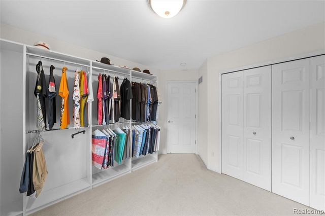10099 Fernbrooke Drive, Brighton, MI 48116