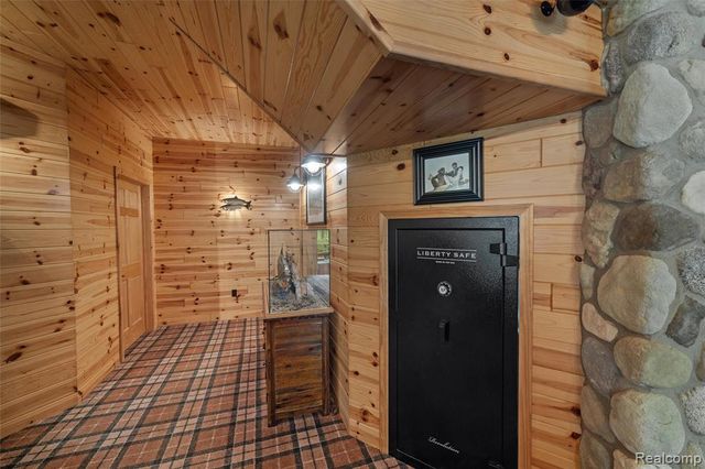 10099 Fernbrooke Drive, Brighton, MI 48116