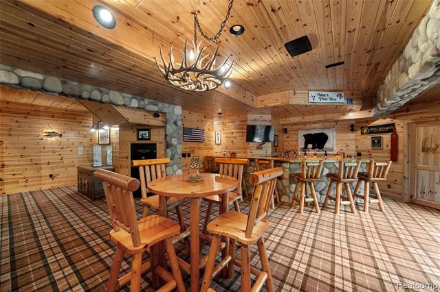 10099 Fernbrooke Drive, Brighton, MI 48116