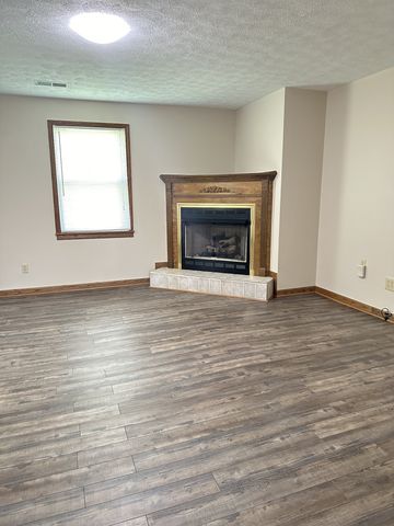 5430 S Lamont Rd, Springfield, TN 37172