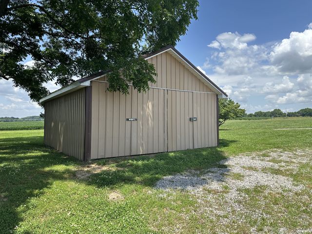 5430 S Lamont Rd, Springfield, TN 37172