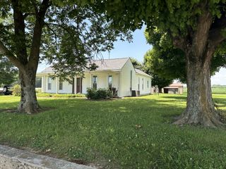 5430 S Lamont Rd, Springfield, TN 37172