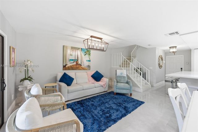 21160 Juego Cir 13C, Boca Raton, FL 33433
