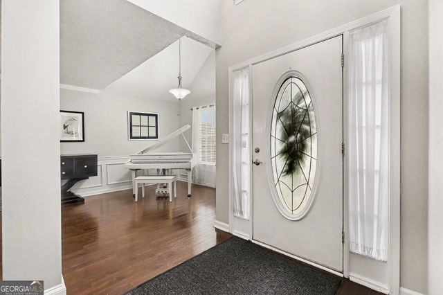 1330 Primrose Drive, Roswell, GA 30076