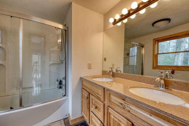357 Nottely Woods Road E, Blairsville, GA 30512