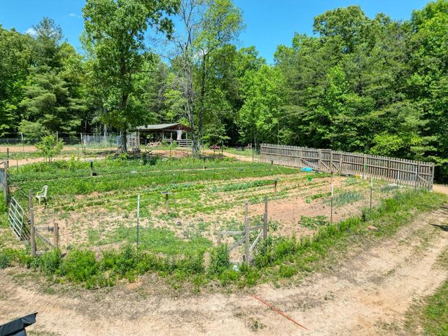 357 Nottely Woods Road E, Blairsville, GA 30512