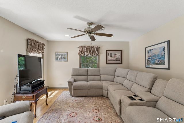21 Sunset Ridge, Deep River, CT 06417
