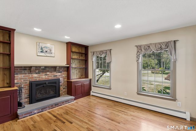 21 Sunset Ridge, Deep River, CT 06417