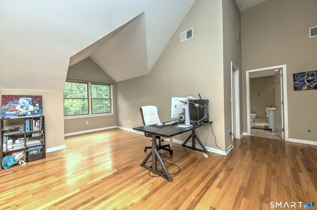 125 Peck Hill Road, Woodbridge, CT 06525