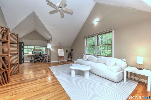 125 Peck Hill Road, Woodbridge, CT 06525