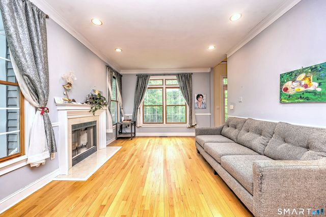 125 Peck Hill Road, Woodbridge, CT 06525