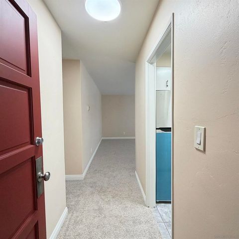 8641 Lake Murray Unit 7 7, Santa Ana, CA 92119