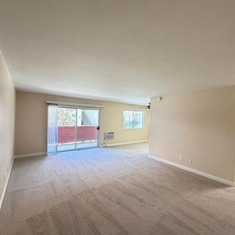 8641 Lake Murray Unit 7 7, Santa Ana, CA 92119