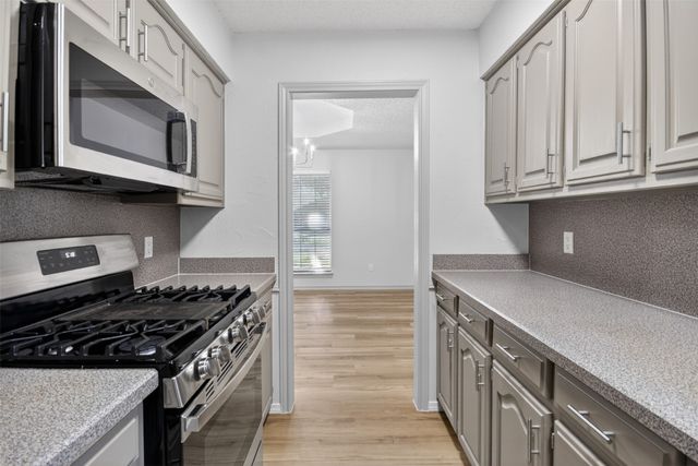 302 Gwendola Drive, Mckinney, TX 75071