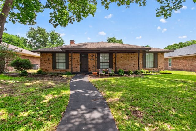 302 Gwendola Drive, Mckinney, TX 75071