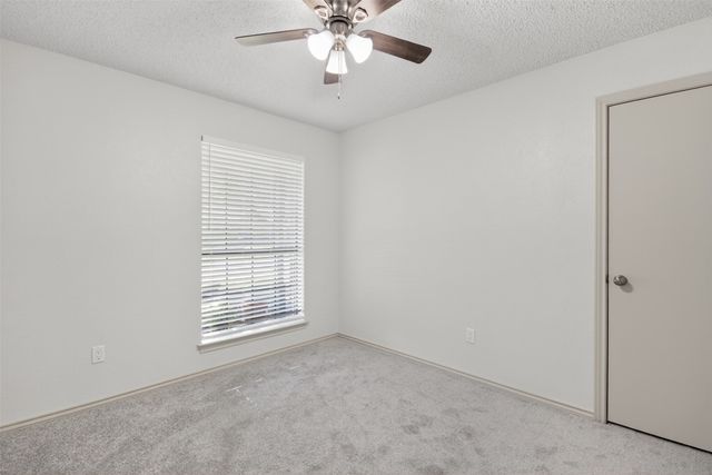 302 Gwendola Drive, Mckinney, TX 75071