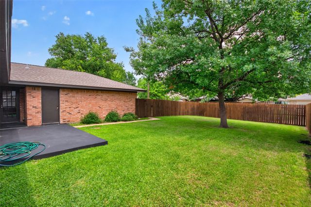 302 Gwendola Drive, Mckinney, TX 75071