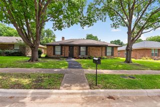 302 Gwendola Drive, Mckinney, TX 75071