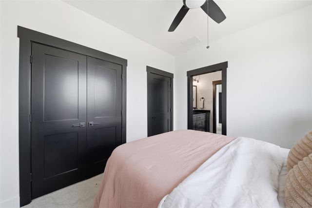 4605 Harrisburg Boulevard A, Houston, TX 77011