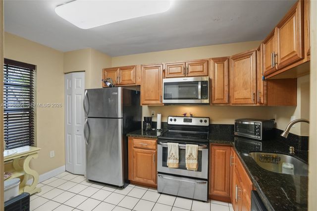 12930 SW 88th Ter A-104, Miami, FL 33186