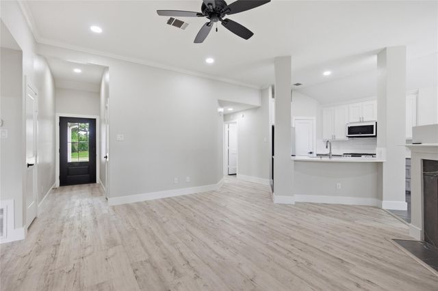 1614 Lantana DR, Round Rock, TX 78664