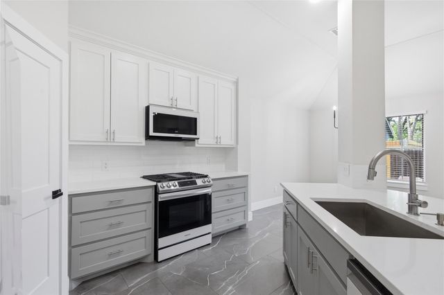 1614 Lantana DR, Round Rock, TX 78664