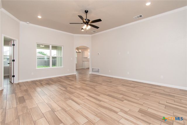 2558 Cowgirl Trail, Belton, TX 76513