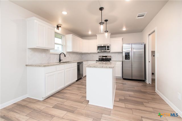 2558 Cowgirl Trail, Belton, TX 76513