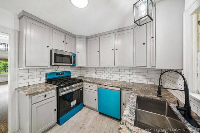 217 E Young Street, Tulsa, OK 74106