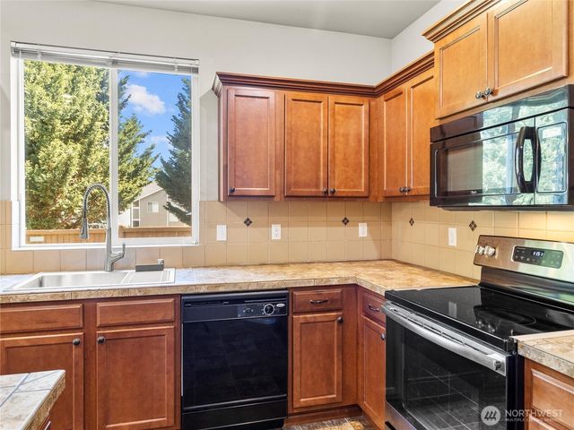 1803 197th Street Ct E, Spanaway, WA 98387