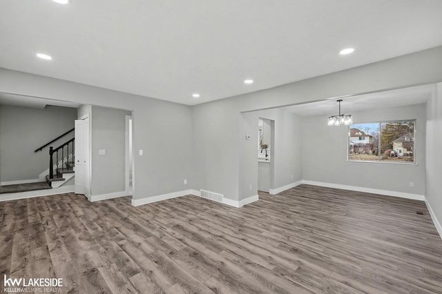 37405 Calka Drive, Sterling Heights, MI 48310