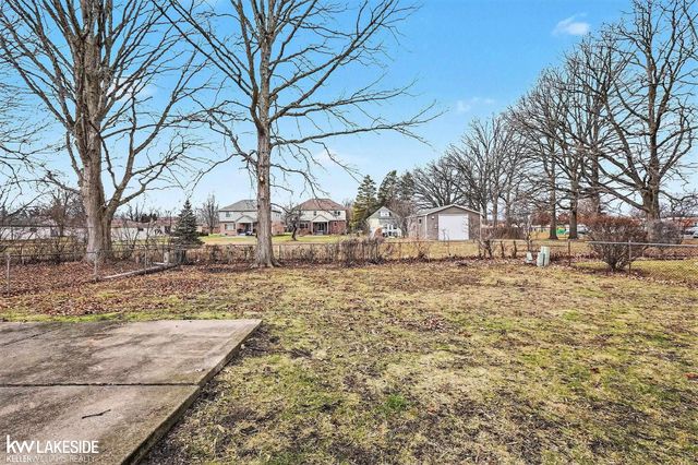 37405 Calka Drive, Sterling Heights, MI 48310