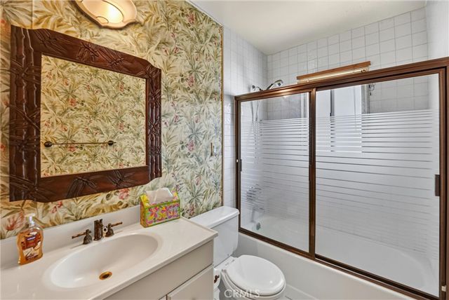 1587 W Kimberly Avenue, Anaheim, CA 92802
