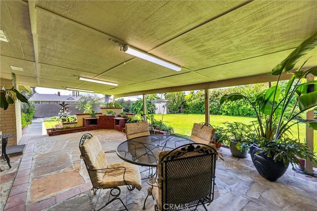 1587 W Kimberly Avenue, Anaheim, CA 92802
