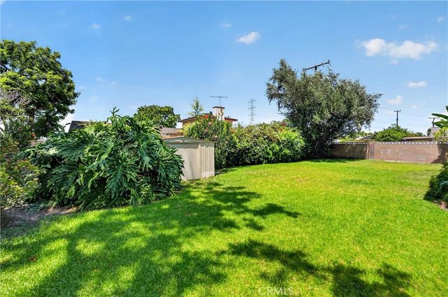 1587 W Kimberly Avenue, Anaheim, CA 92802