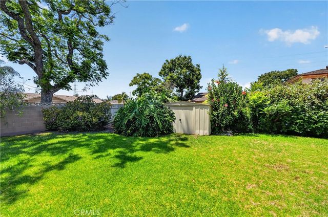 1587 W Kimberly Avenue, Anaheim, CA 92802