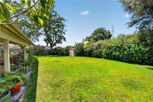 1587 W Kimberly Avenue, Anaheim, CA 92802
