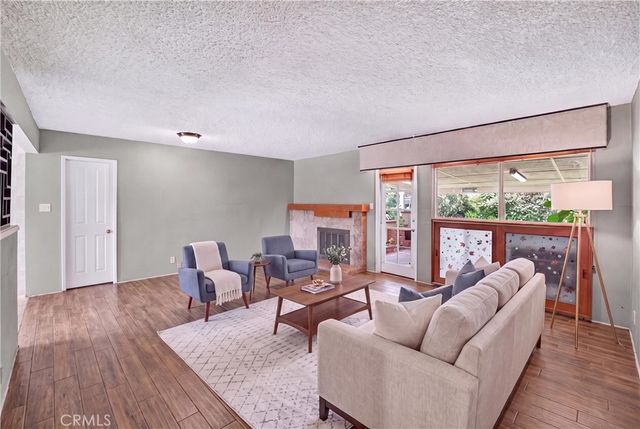 1587 W Kimberly Avenue, Anaheim, CA 92802