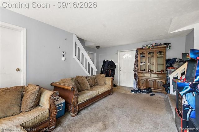 2189 Willow Beach Street, Keego Harbor, MI 48320