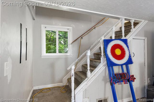 2189 Willow Beach Street, Keego Harbor, MI 48320