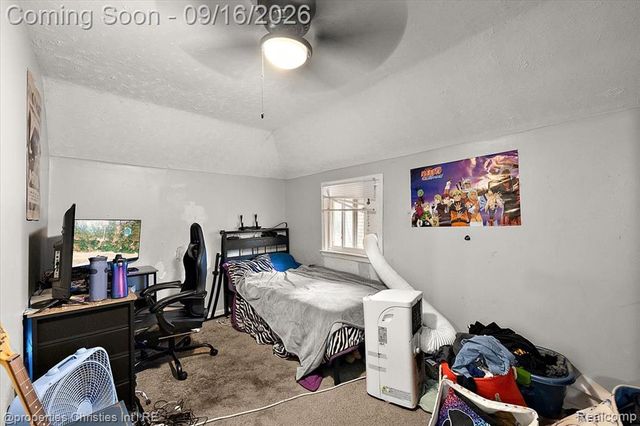 2189 Willow Beach Street, Keego Harbor, MI 48320
