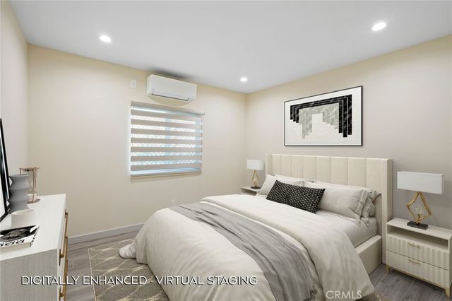 18748 Collins Street, Tarzana, CA 91356