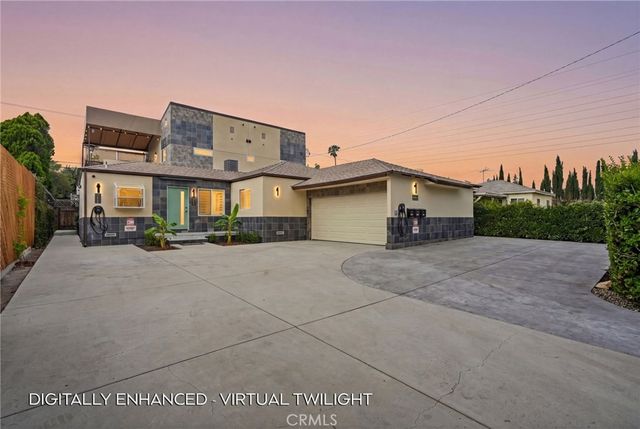 18748 Collins Street, Tarzana, CA 91356