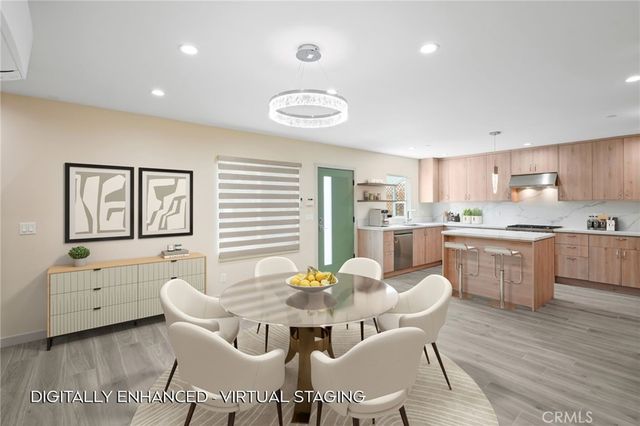 18748 Collins Street, Tarzana, CA 91356